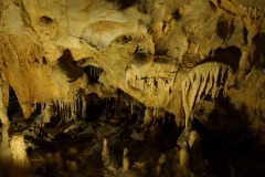 Grotte-de-Thouzon_1