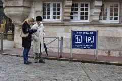 2020-12-Je-cherche-le-caviste
