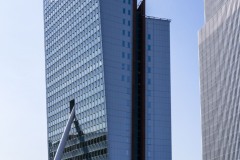 1050506