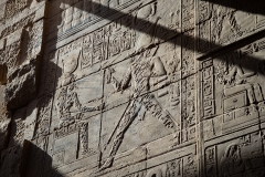 3 Bas reliefs piquetés